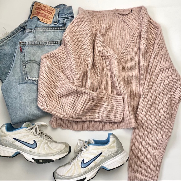 Pink sweater - Picture 5 of 5